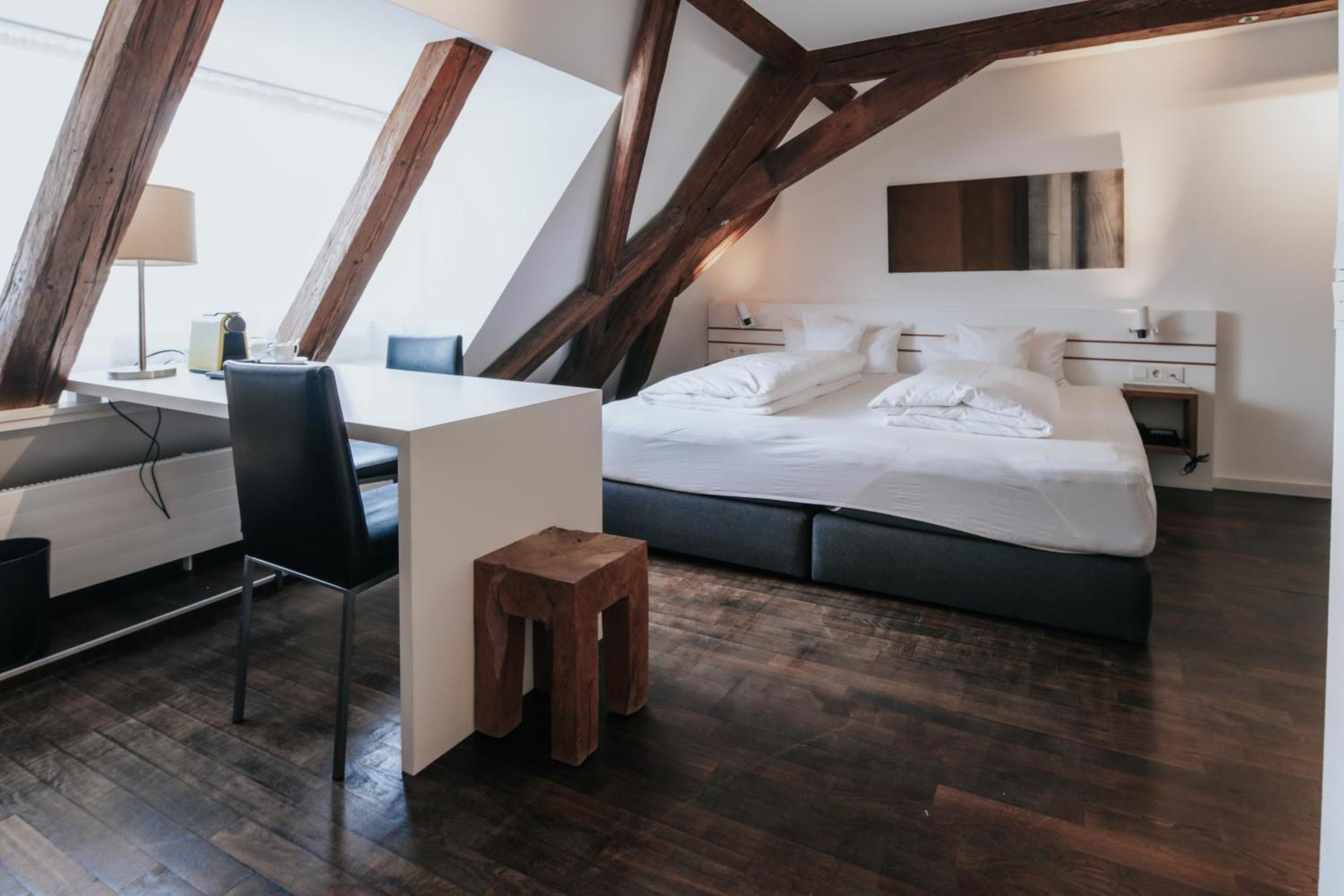 Hotel Löwen Ulm Exteriör bild