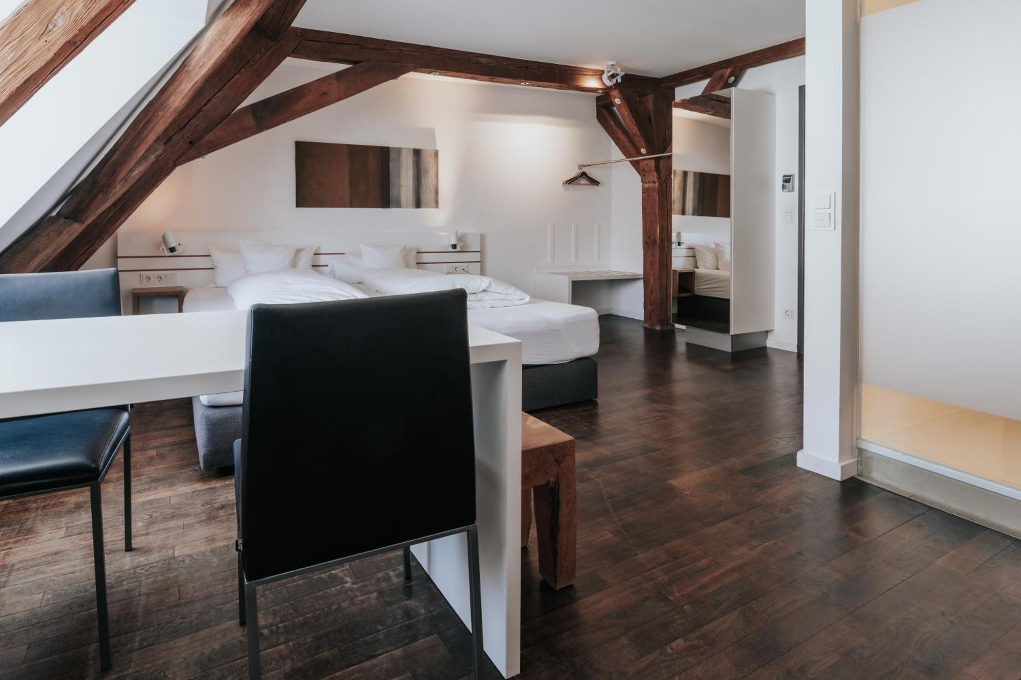 Hotel Löwen Ulm Exteriör bild