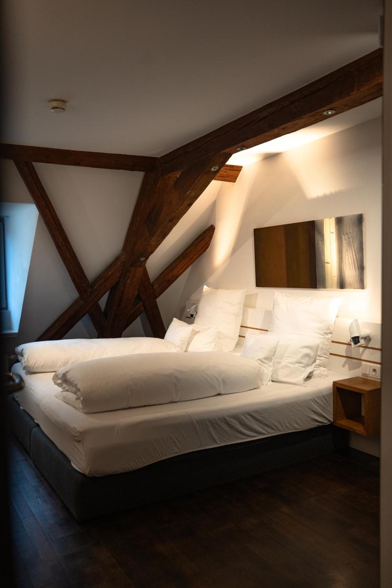 Hotel Löwen Ulm Exteriör bild