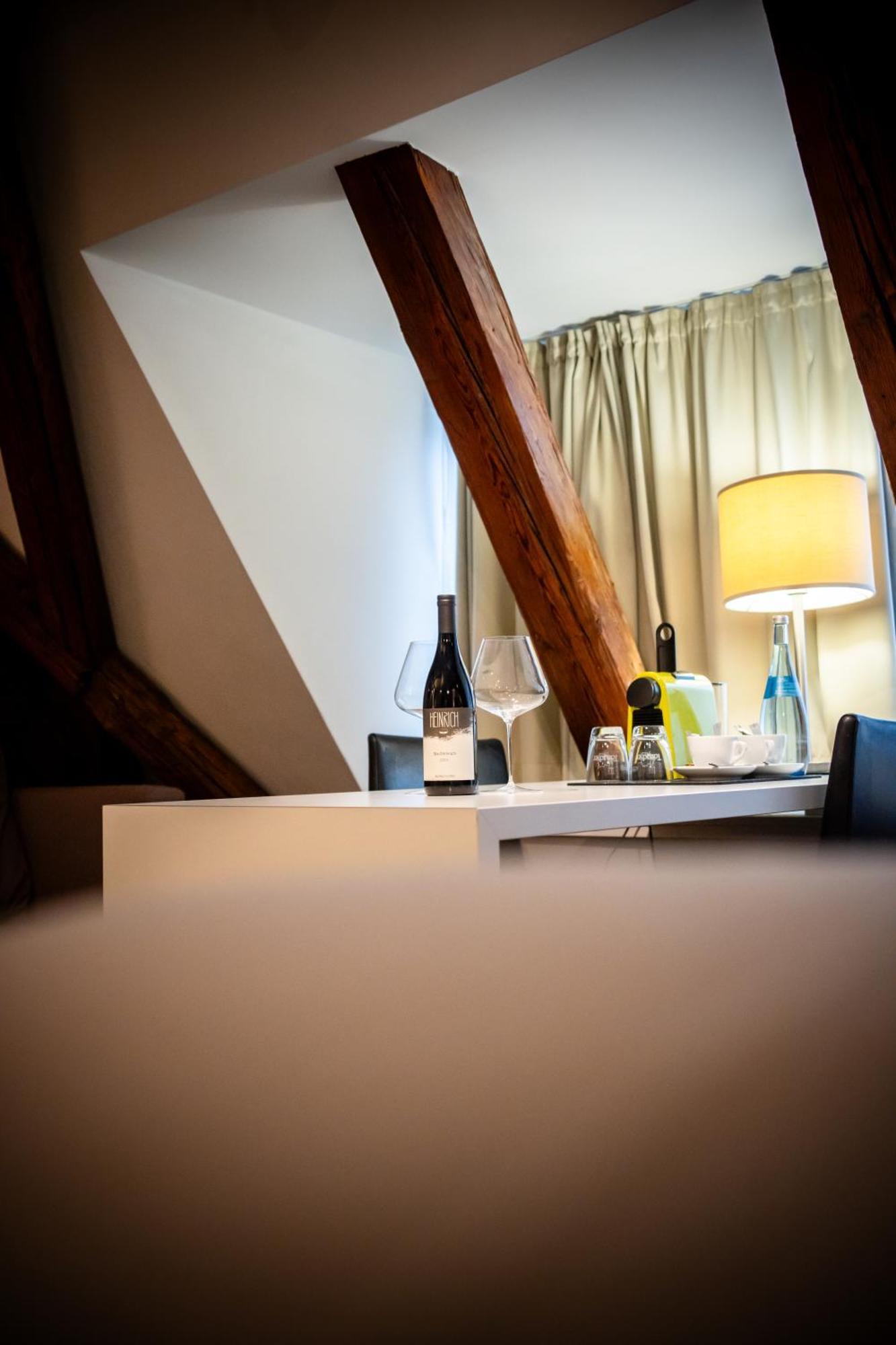 Hotel Löwen Ulm Exteriör bild