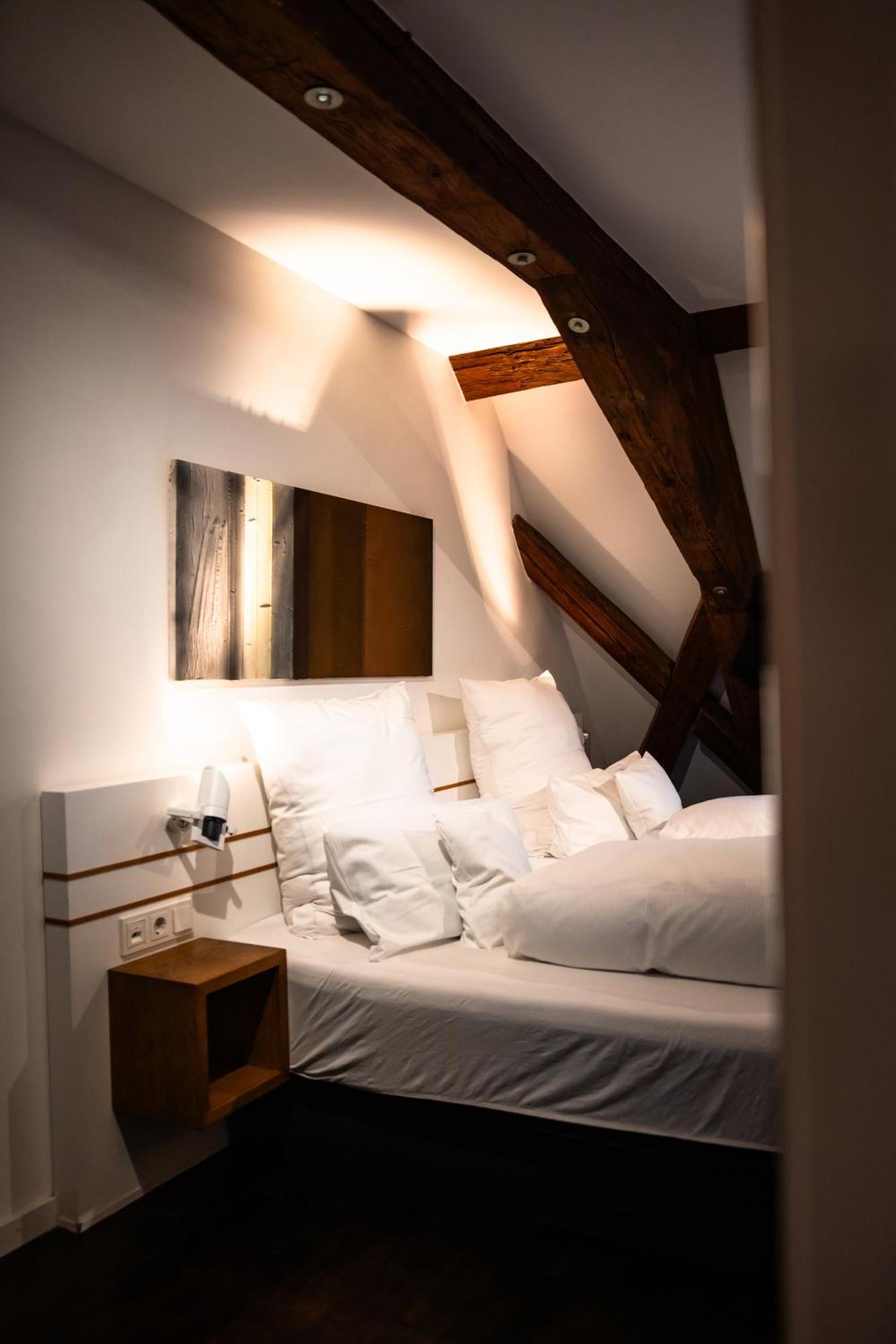 Hotel Löwen Ulm Exteriör bild